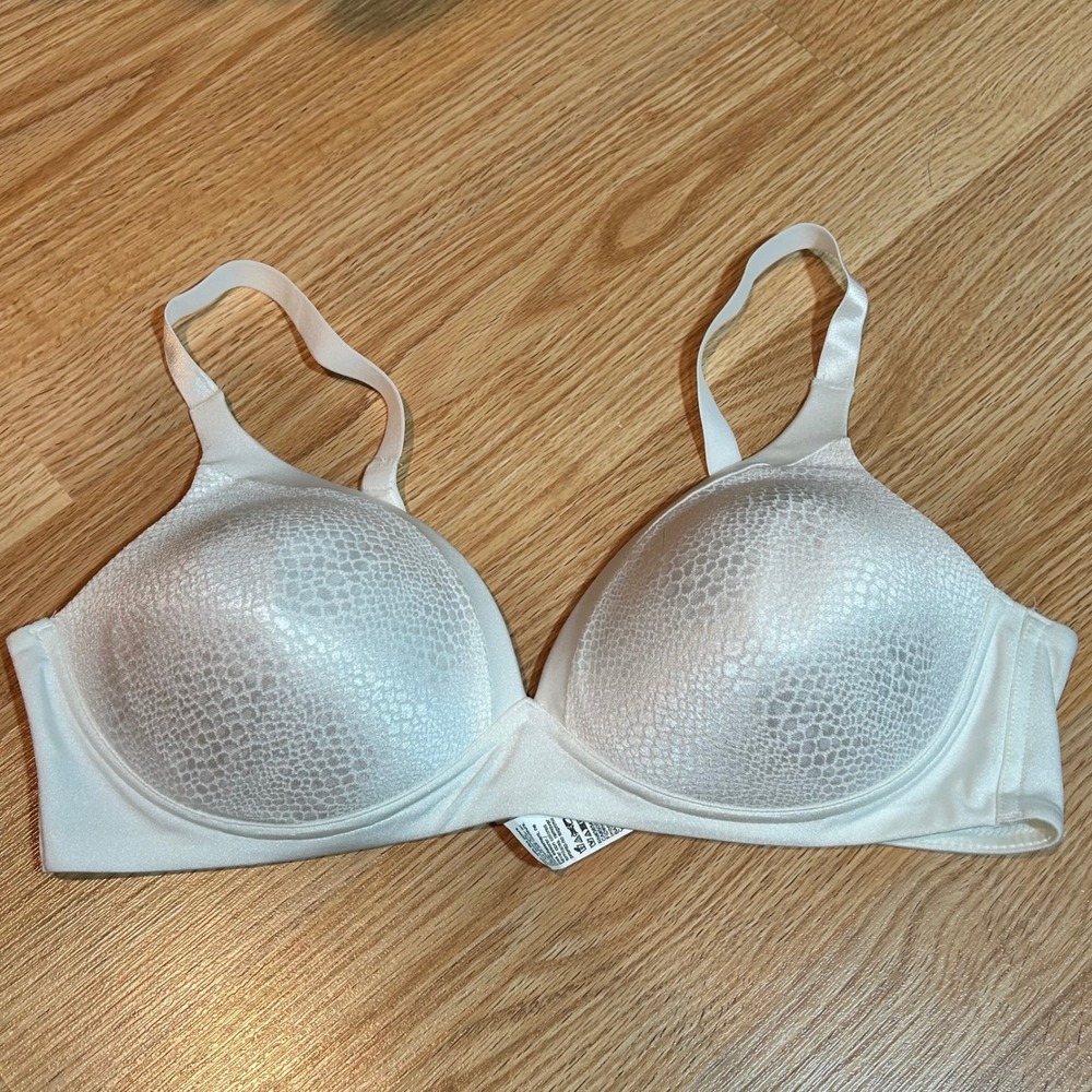 Warners Bra 40C Wireless Contour T-Shirt Bra Ivory Animal‎ Print